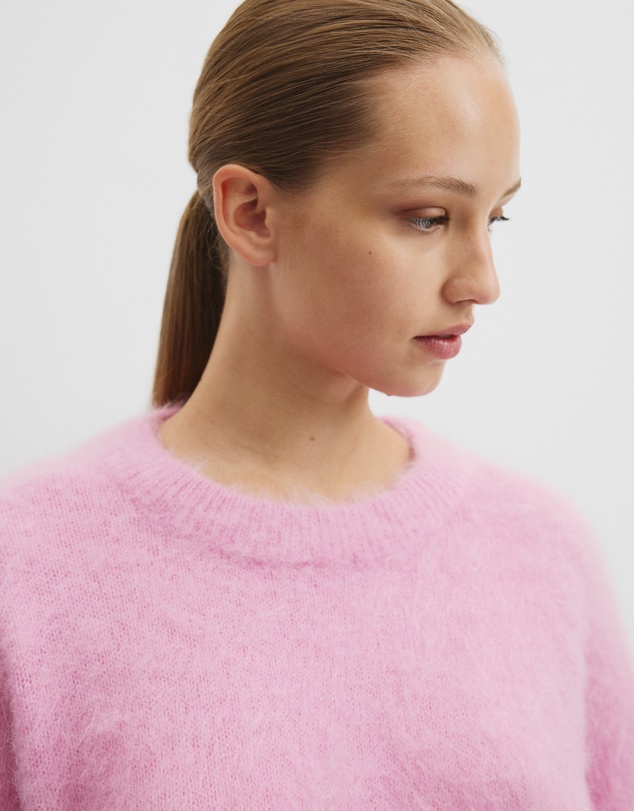 Country Road - Long Sleeve Fluffy Crew Knit