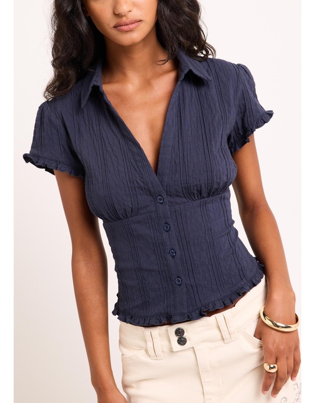 Alice In The Eve - Bryn Ruffle Shirt