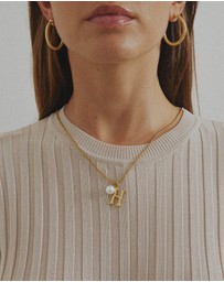 Zahar - Pearl Letter H Necklace