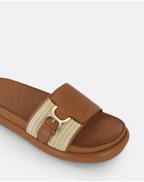 Miss Sofie - Lawson Flats