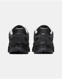Nike - Nike P-6000 SE - Men's
