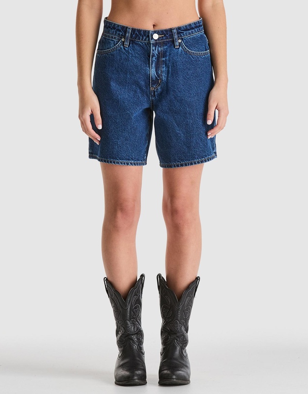 Wrangler - Mid Stevie Shorts