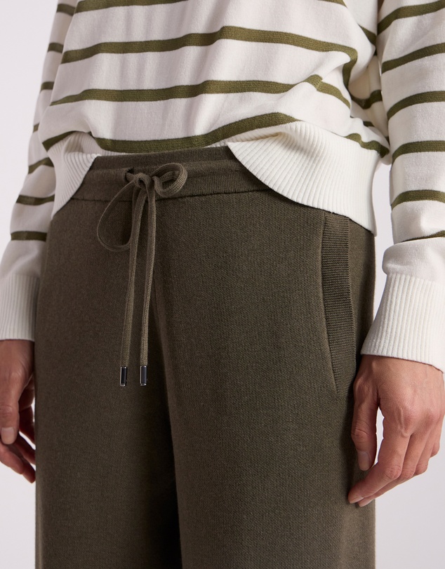 David Lawrence - Velma Crop Knit Pants