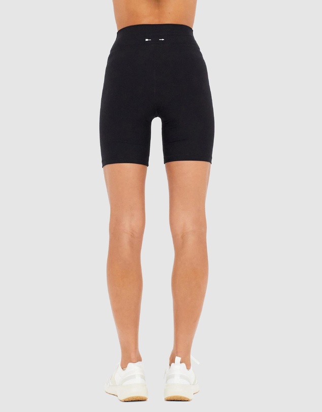 The Upside - Peached 6 Inch Spin Shorts