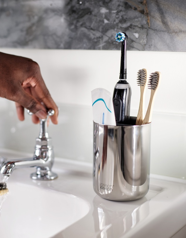 Joseph Joseph - EasyStore™ Luxe Stainless Steel Toothbrush Caddy