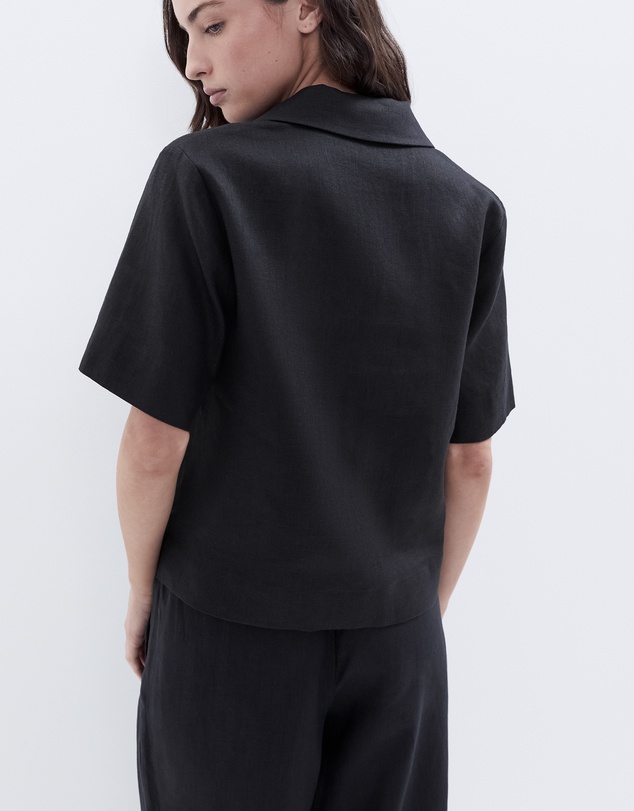 UNISON - Collared Linen Top