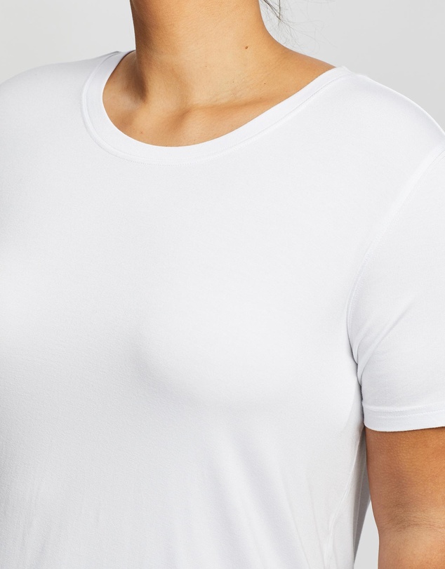 Love Your Wardrobe - Jamison Everyday Tee
