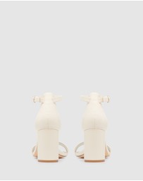 Nine West - Sandy