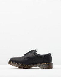 Dr Martens - 8053 5 Eye Shoe