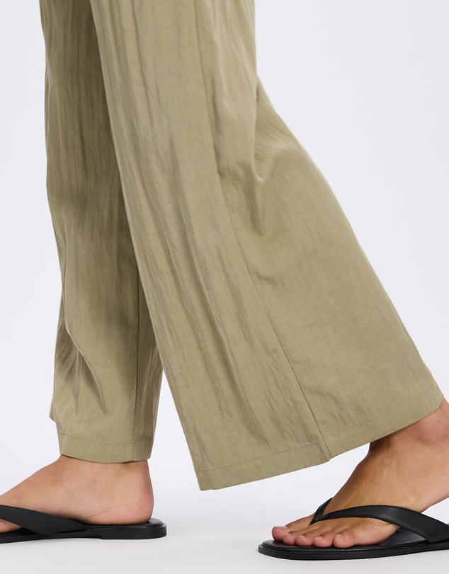 Mossée - Olivia Pleated Wide Leg Pants