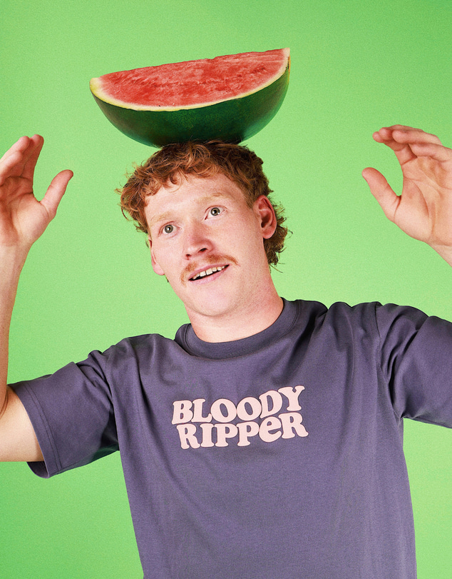 Skwosh - Bloody Ripper Slang Tee In Navy
