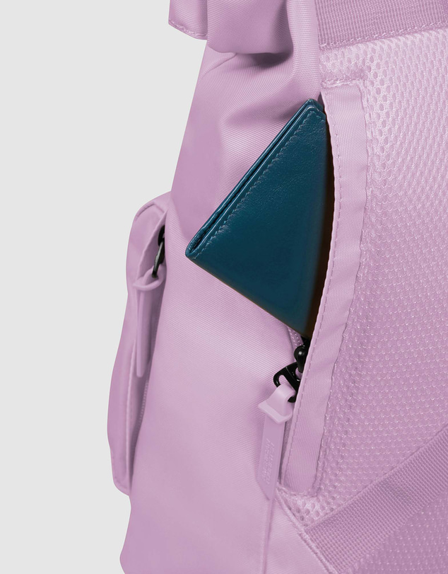 American Tourister - Urban Groove 16
