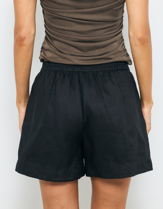 AERE - Tailored Linen Shorts