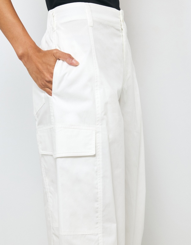AERE - Organic Cotton Cargo Barrel Pants
