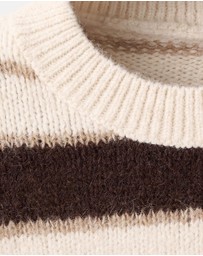 M.N.G - Nuevayol Sweater