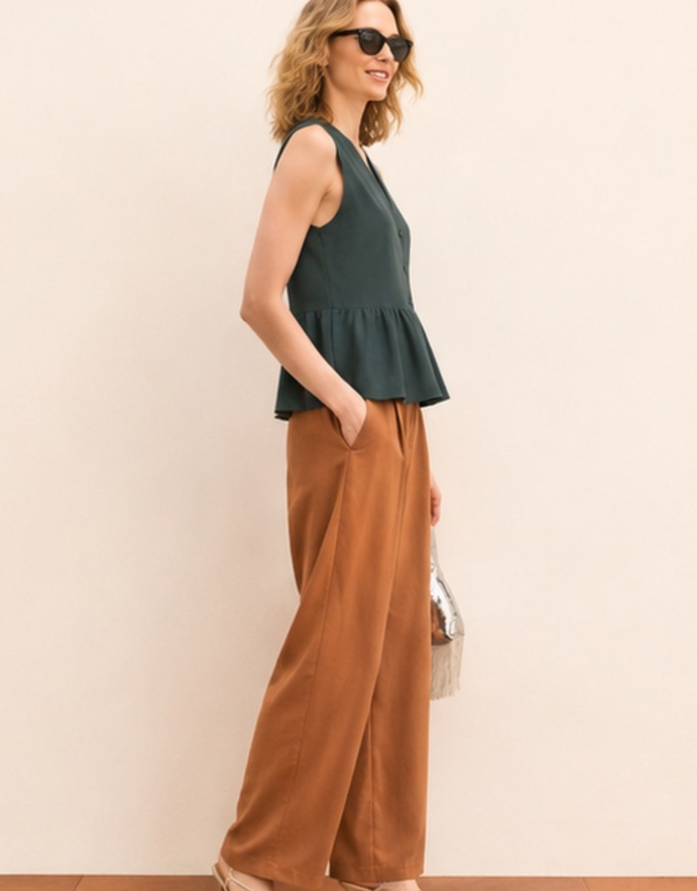 Emme | Max Mara Group - Dark Green Viscose Linen Blend Waistcoat Top