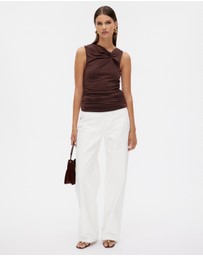 Minima Esenciales - Arlen Knot Top