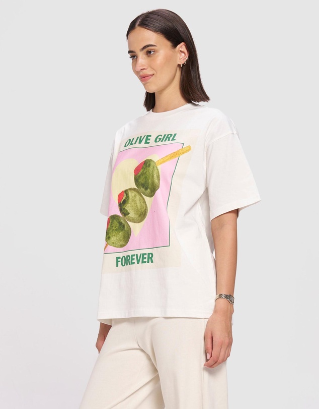 MAKU - Olive Girl Oversized T-Shirt