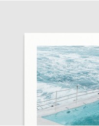 Olive et Oriel - Bondi In Blue II Art Print