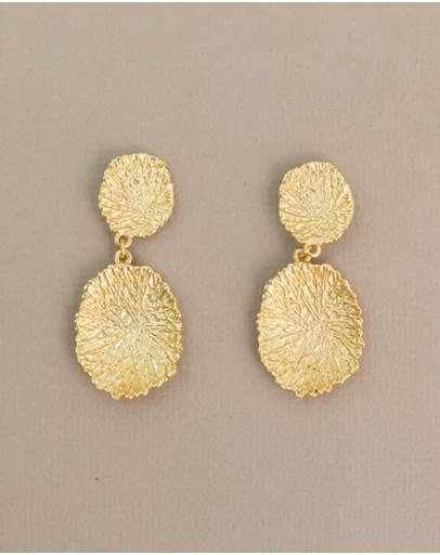 Meshca - Coral Textured Earrings