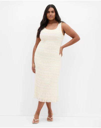 City Chic - Emelia Sleeveless Shirred Dress