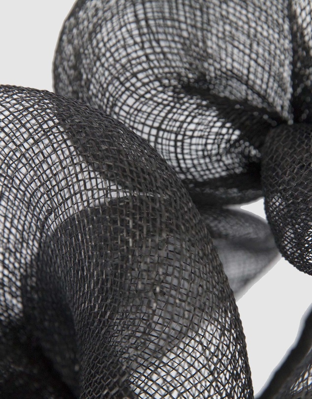 Max Alexander - Large Lilly Black Flower Fascinator