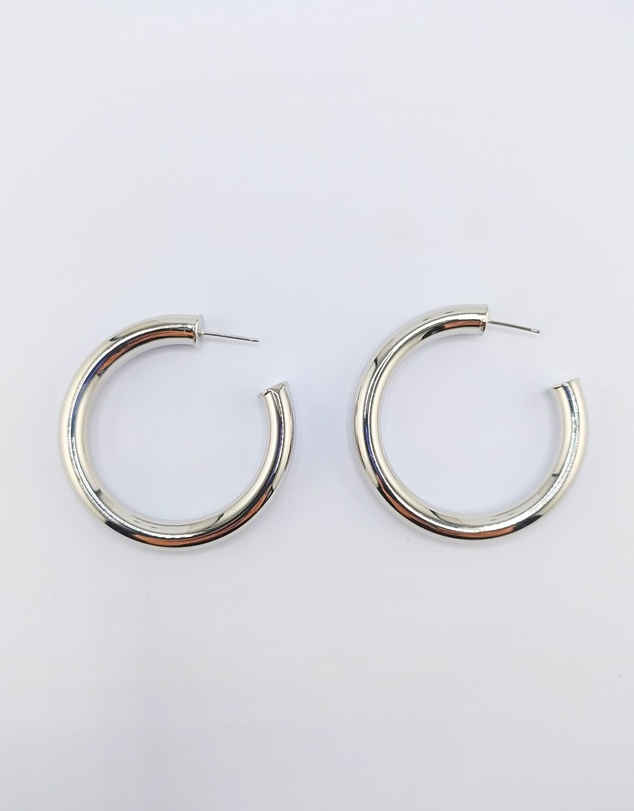 Izoa - Jessica Hoop Earrings