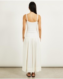 Minima Esenciales - Ever Gathered Maxi Dress