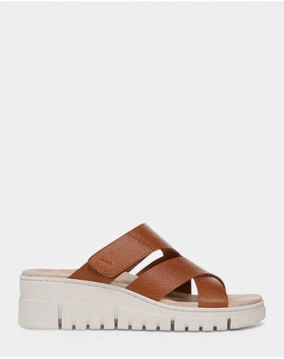 Vionic - Uptown Sunset Wedge - Tan