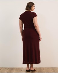 Atmos&Here Curvy - Ruby Mesh Midi Dress With Cap Sleeves