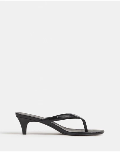 Reformation - Amelia Heeled Thong