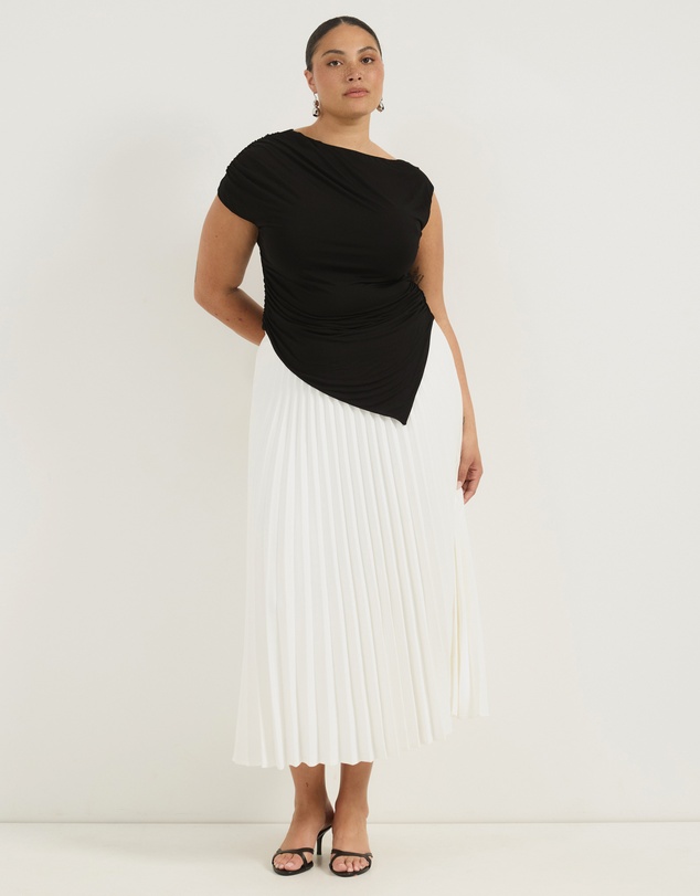Atmos&Here Curvy - Evie Pleated Midi Skirt