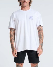 Vacancy Co - Dazed and Confused Tee