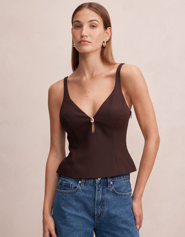 Forever New - Imogen Hardware Keyhole Top