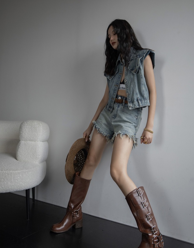 Glamorous - Stand collar pocket belt denim vest