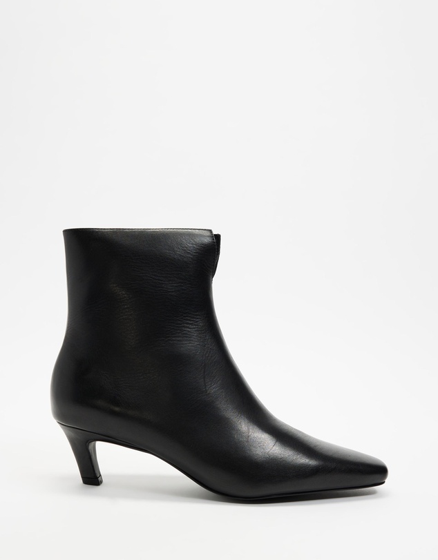 Assembly Label - Charlotte Heeled Boots