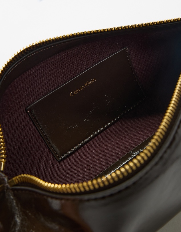 Calvin Klein - Foil Logo Glossy Conv Bag