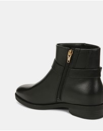Vionic - Rhiannon Ankle Boot - Black