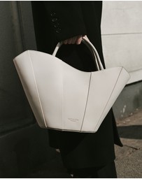 Gaston Luga - Josefine - Waterproof Tote Shoulder Carry Bag