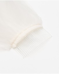 Ivory Knot - Sana Veil