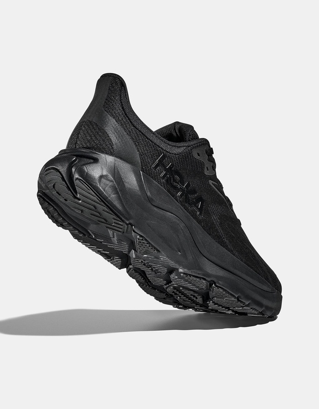 HOKA - Arahi 8 - Men's