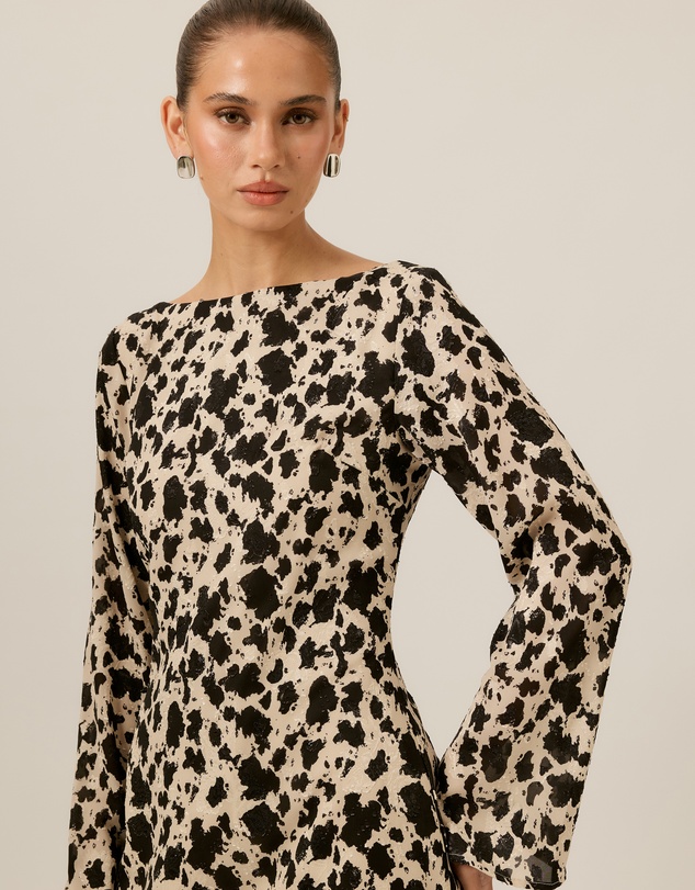 Tussah - Margot Boat Neck Long Sleeve Midi Dress