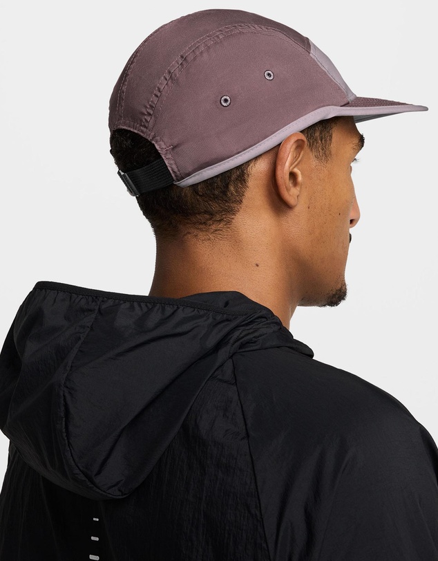 Nike - Nike Dri-FIT Fly Unstructured Swoosh Cap
