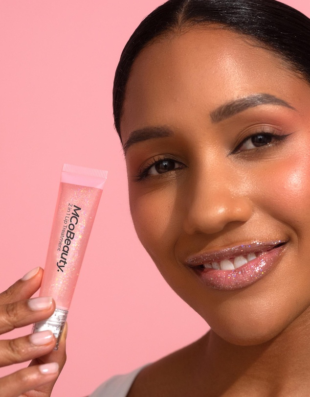 MCoBeauty - Glow & Treat 2-In-1 Lip Oil Treatment - Birthday Edition