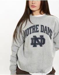 Vintage by The Real Deal - Pre Loved - 90s NCAA Notre Dame Fighting Irish Sweatshirt