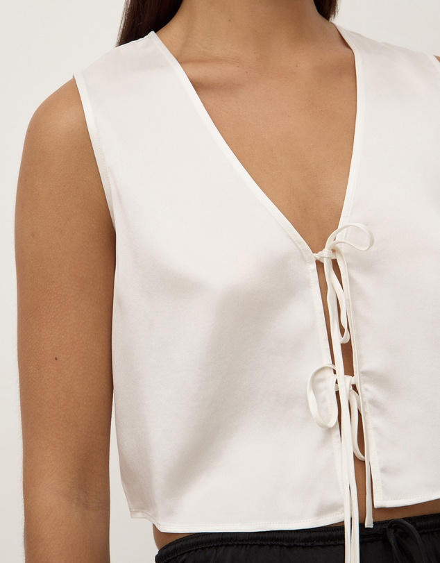 Assembly Label - Beal Silk Tie Front Top