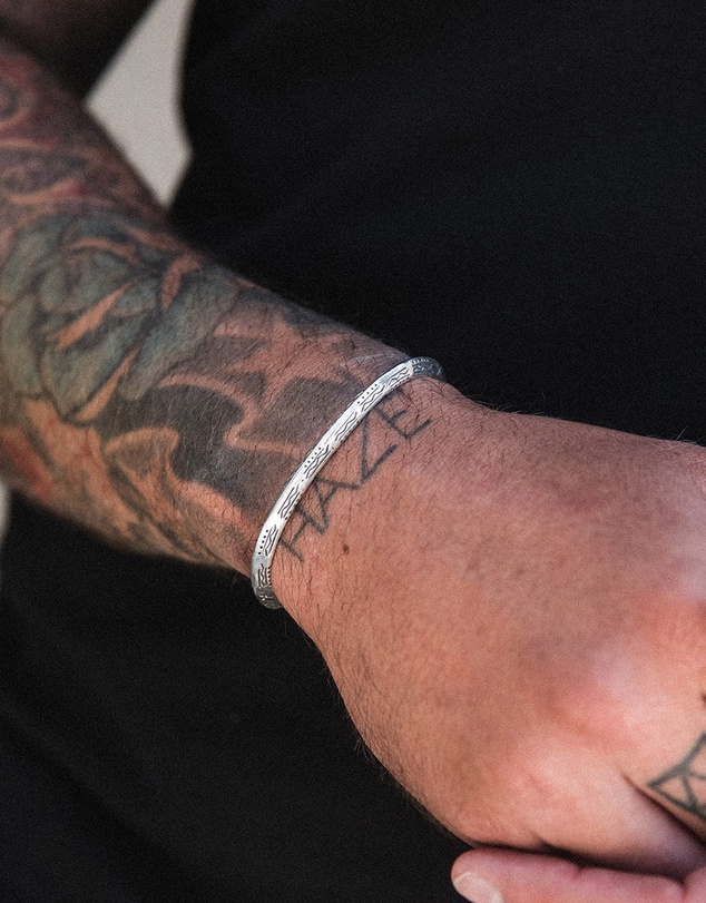 Haze & Glory - ICONIC EXCLUSIVE - Azetec Bangle in Oxidised 925 Silver