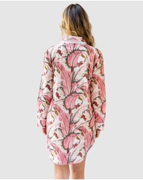 Sant And Abel - Women's Martinique® Pink Banana Leaf Night Shirt