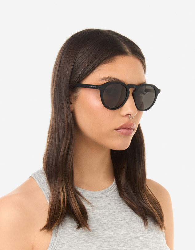 Hawkers Co - Warwick Raw Black Polarised Sunglasses - for Men and Women