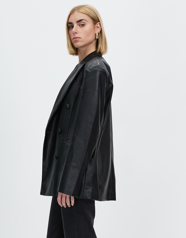 Grace Willow - Tommy Blazer